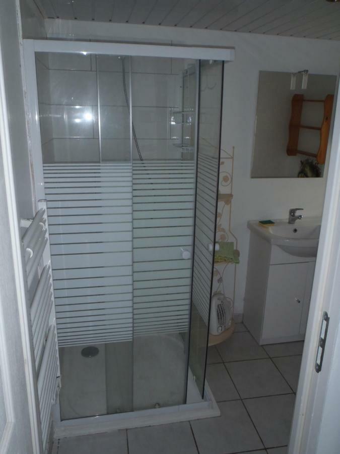 Studio Apartment Colline-Beaumont Exterior photo